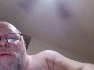 Hubbywifey002  live sex cam