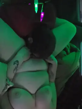 R_tch3ts  live sex cam