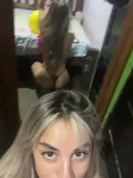 Yazminng  live sex cam