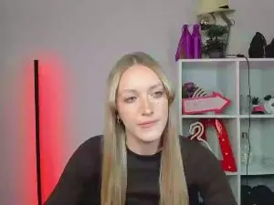 EvelynBlond  live sex cam