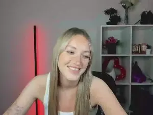 EvelynBlond  live sex cam