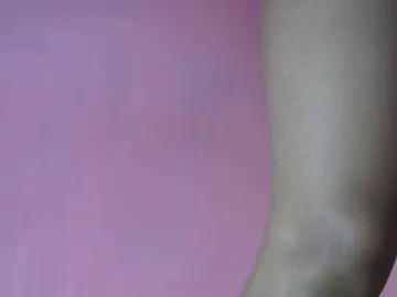 Nirinasexi2  live sex cam