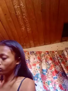 Chanttyh  live sex cam