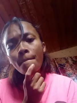 Chanttyh  live sex cam