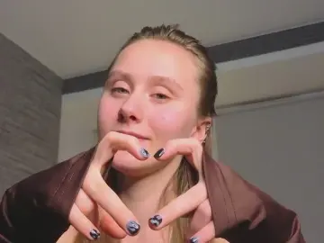 ElvaHakey  live sex cam