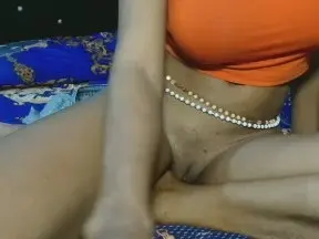 Flirtyqueen  live sex cam