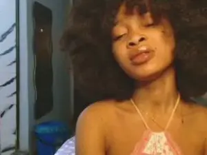 Flirtyqueen  live sex cam