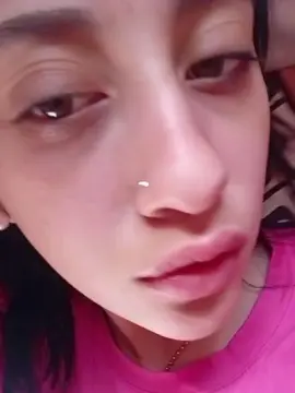 Martinaa222  live sex cam