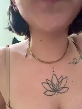 Baby2220  live sex cam