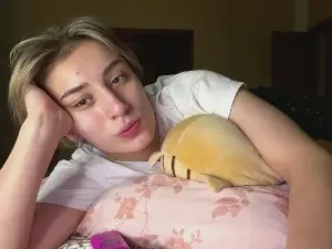 NicholeGauna  live sex cam
