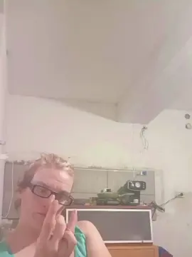 Mogliettina30  live sex cam