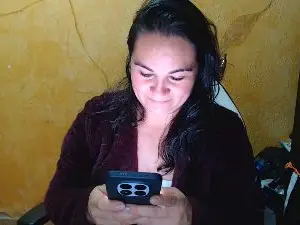 Sweetfoxxy69  live sex cam