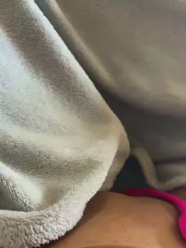 Larajuli  live sex cam