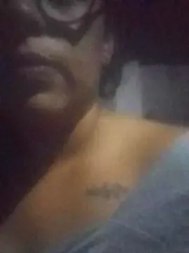 MiAHOT32  live sex cam