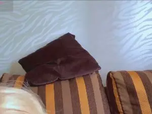 DarceyBallar  live sex cam