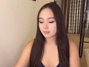 LoreanSandoral  live sex cam