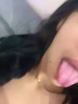 Baby3333  live sex cam