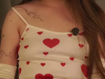 ChantaySasser  live sex cam