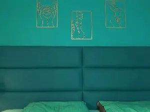 DevineSimone  live sex cam