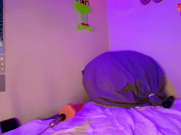 Eva_rosse69  live sex cam