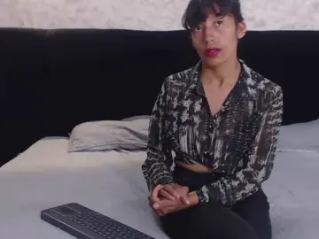 Karoline_066  live sex cam