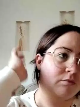 Marichechu  live sex cam