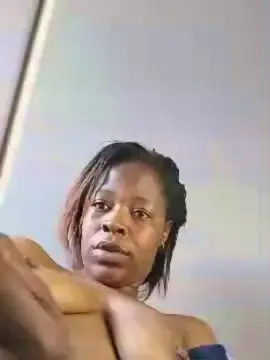 Biggybooty  live sex cam