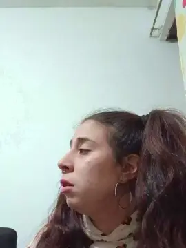Emalagatita  live sex cam
