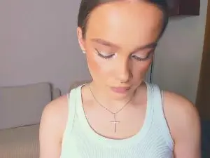NuBidgood  live sex cam