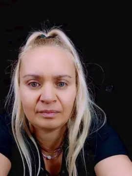 Elie64  live sex cam