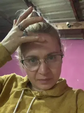 Elie64  live sex cam