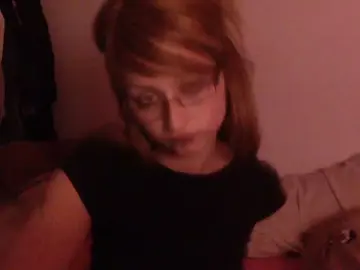 Female2003  live sex cam