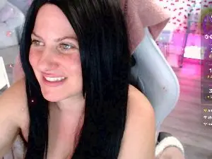 Bellastar84  live sex cam