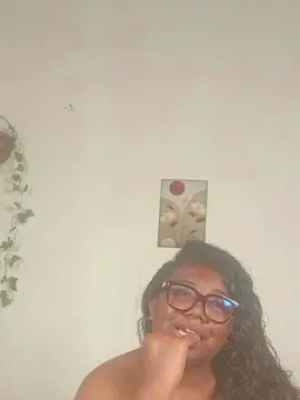 Ladiablesse69  live sex cam