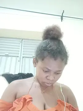 Johane7  live sex cam