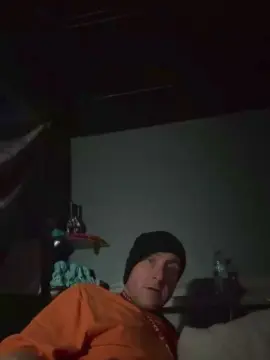 Greatwhites777  live sex cam