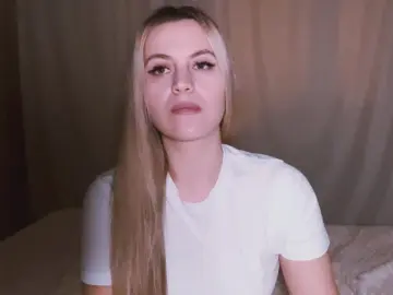 LaelMyerson  live sex cam