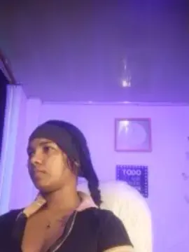 Labonita4  live sex cam