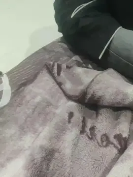 Radhika20  live sex cam