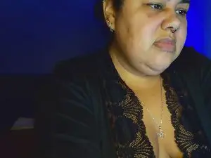 Bbwroyaltty  live sex cam