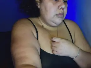 Bbwroyaltty  live sex cam