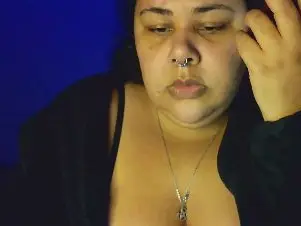 Bbwroyaltty  live sex cam