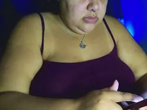 Bbwroyaltty  live sex cam
