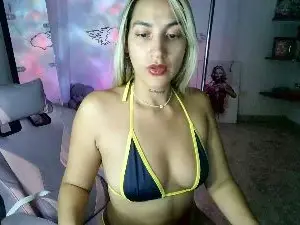 Mandy_berry  live sex cam