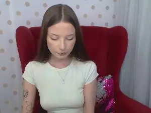 EmilyHoney  live sex cam