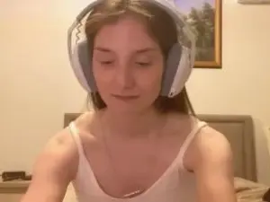 GlynisCardish  live sex cam