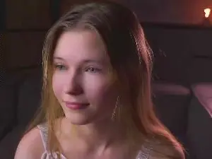 KathieHoster  live sex cam