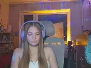 ArlaKuzia  live sex cam
