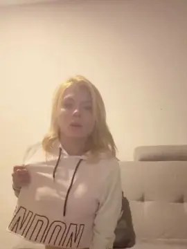 Hanystoned  live sex cam