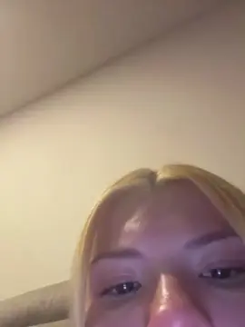 Hanystoned  live sex cam